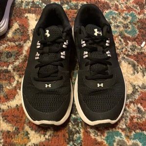 Under Armour tennis shoes